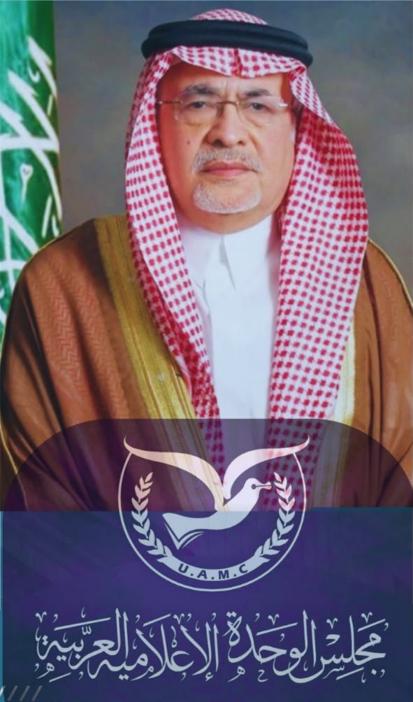 معالي السيد عبدالعزيز خوجة